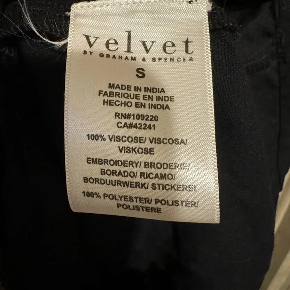 Velvet by Graham Spencer Cheetah Print‎ Dress with Slip Scalloped Edge Sleeve - Picture 5 of 10